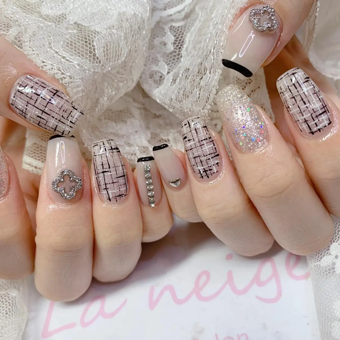 ネイル ハンドネイル La neige* yuki 🐩🌙のネイルデザイン