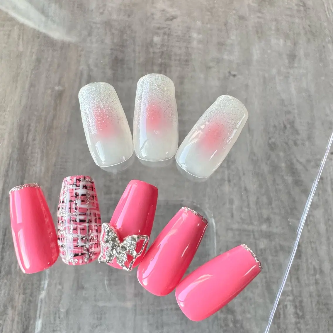 ネイル チークネイル ピンク VENa eye＆ nail salonのマツエク・マツパデザイン