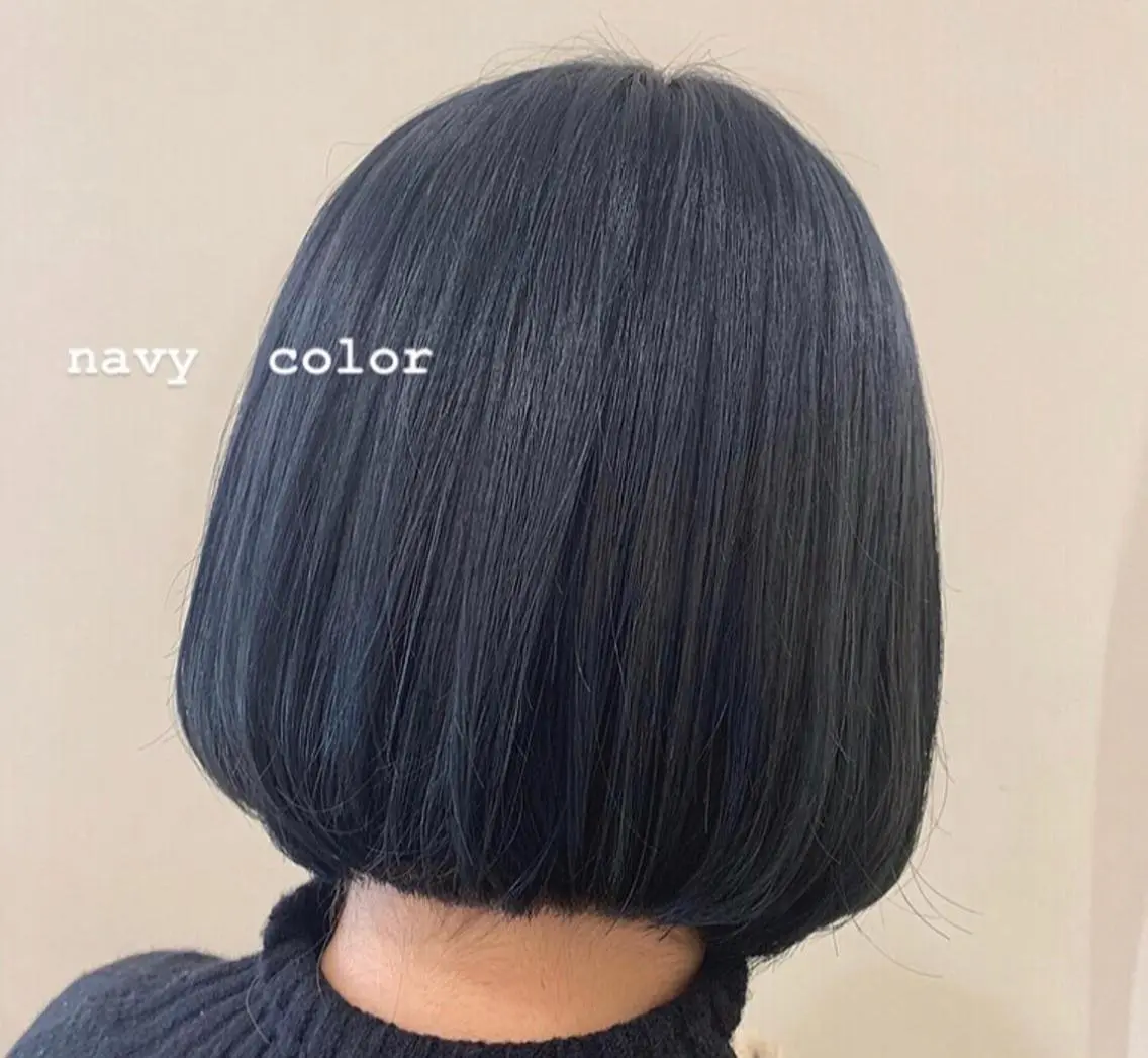 ショート カラー ネイビーカラー ブリーチなしWカラー ／レイヤー🎀マリノのヘアスタイル