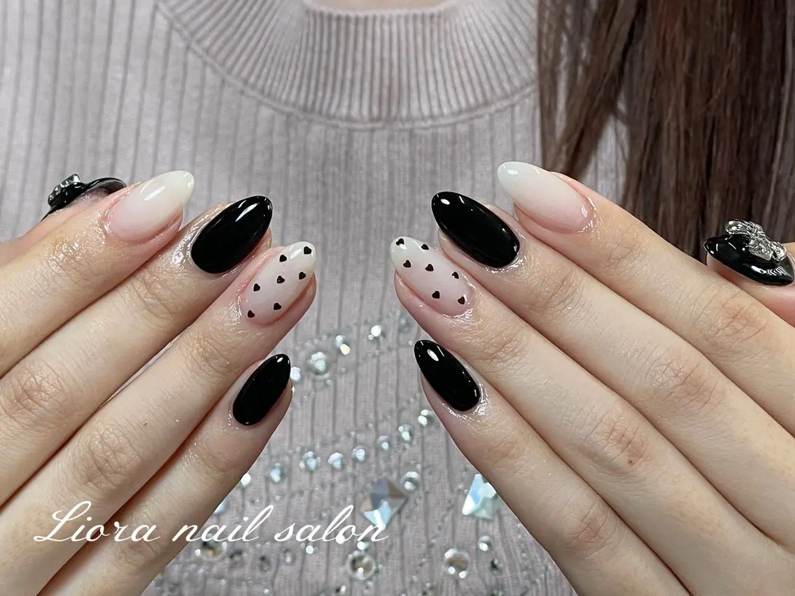 ネイル チークネイル フットネイル フレンチネイル ジェルネイル ガーリー ハンドネイル Liora nailのネイルデザイン