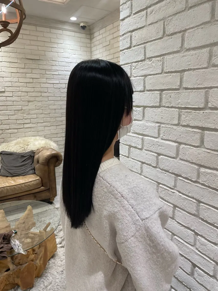 ロング 縮毛矯正 シモカワ マシロのヘアスタイル