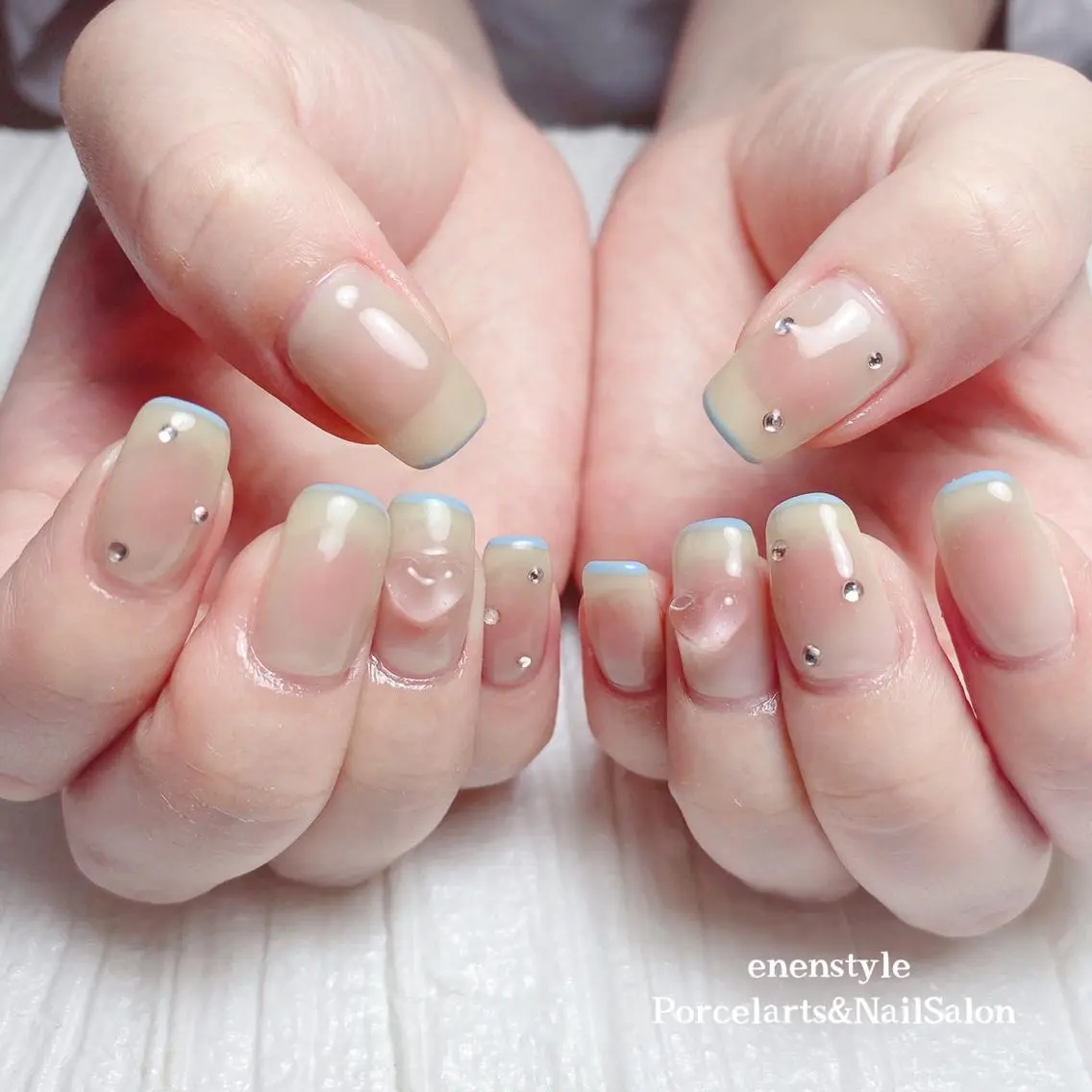 ミディアム ネイル 🐾enen style 🐾のネイルデザイン