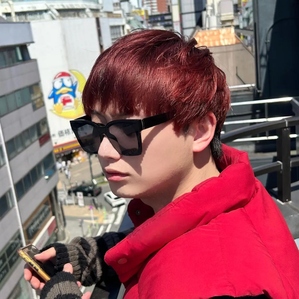 カラー メンズ アイブロウ 曲がる縮毛矯正 LIBER 　岩名のヘアスタイル