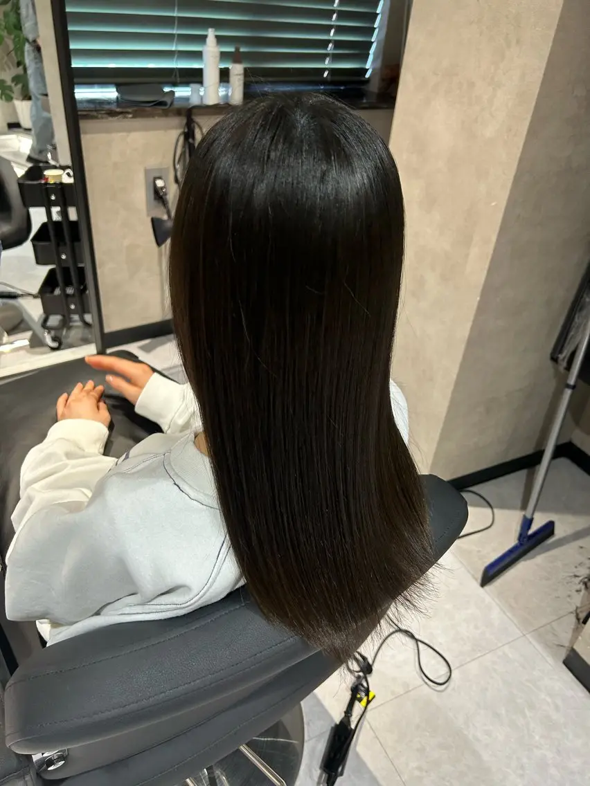 ロング カラー 黒髪 ヘアカラー トリートメント 《.Xian》リク /透明感/メンズのヘアスタイル