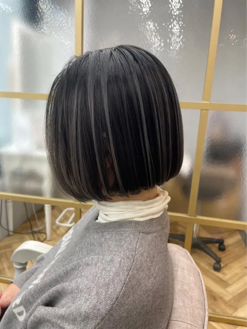 ショート カラー KAI RIKAのヘアスタイル
