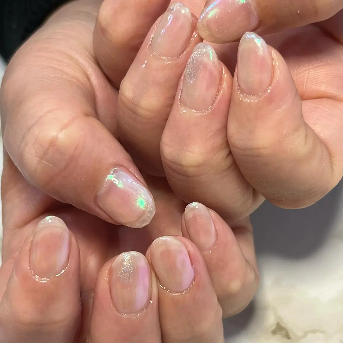 ハンドネイルシンプルデザイン（オフあり）アート4本の写真