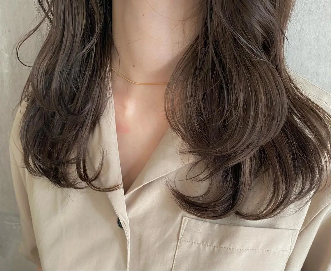 ロング カラー mo moのヘアスタイル
