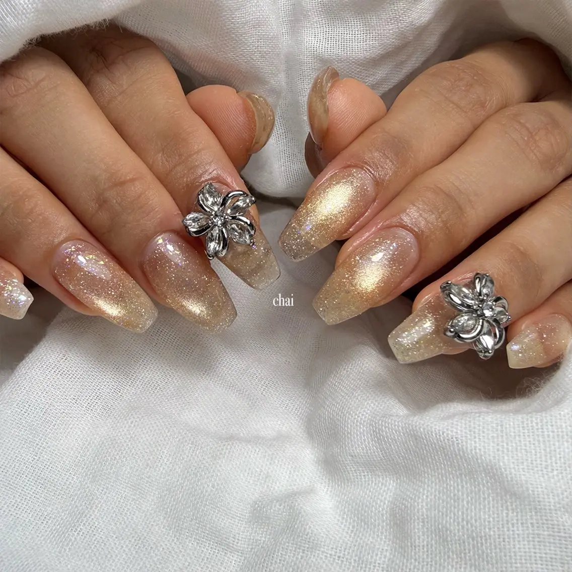 ネイル マグネットネイル ワンカラーネイル ハンドネイル chai nail + eye📍鶴橋のネイルデザイン
