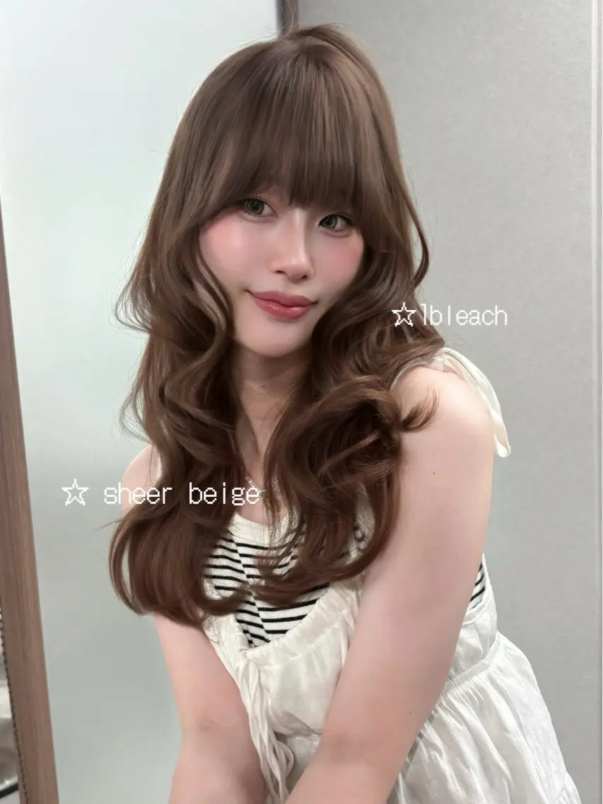 ロング シアーベージュ 顔周りカット 韓国風ヘア レイヤーカット 似合わせカット カット ヘアカラー SEIRA 透明感 /赤み消しのヘアスタイル