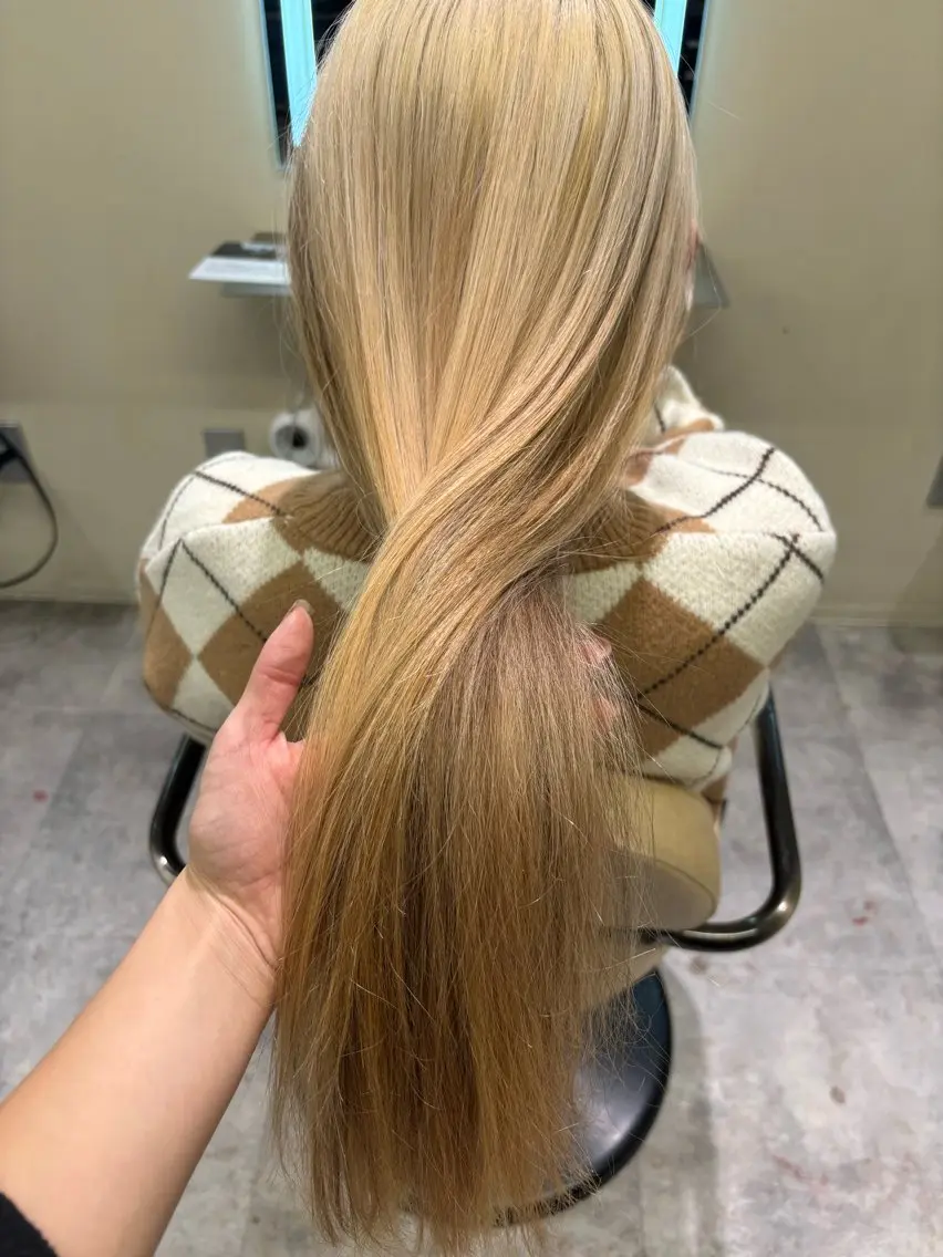 ロング カラー ヘアアレンジ カット ヘアカラー トリートメント 💟Opus/ Mizuki🐕💟のヘアスタイル