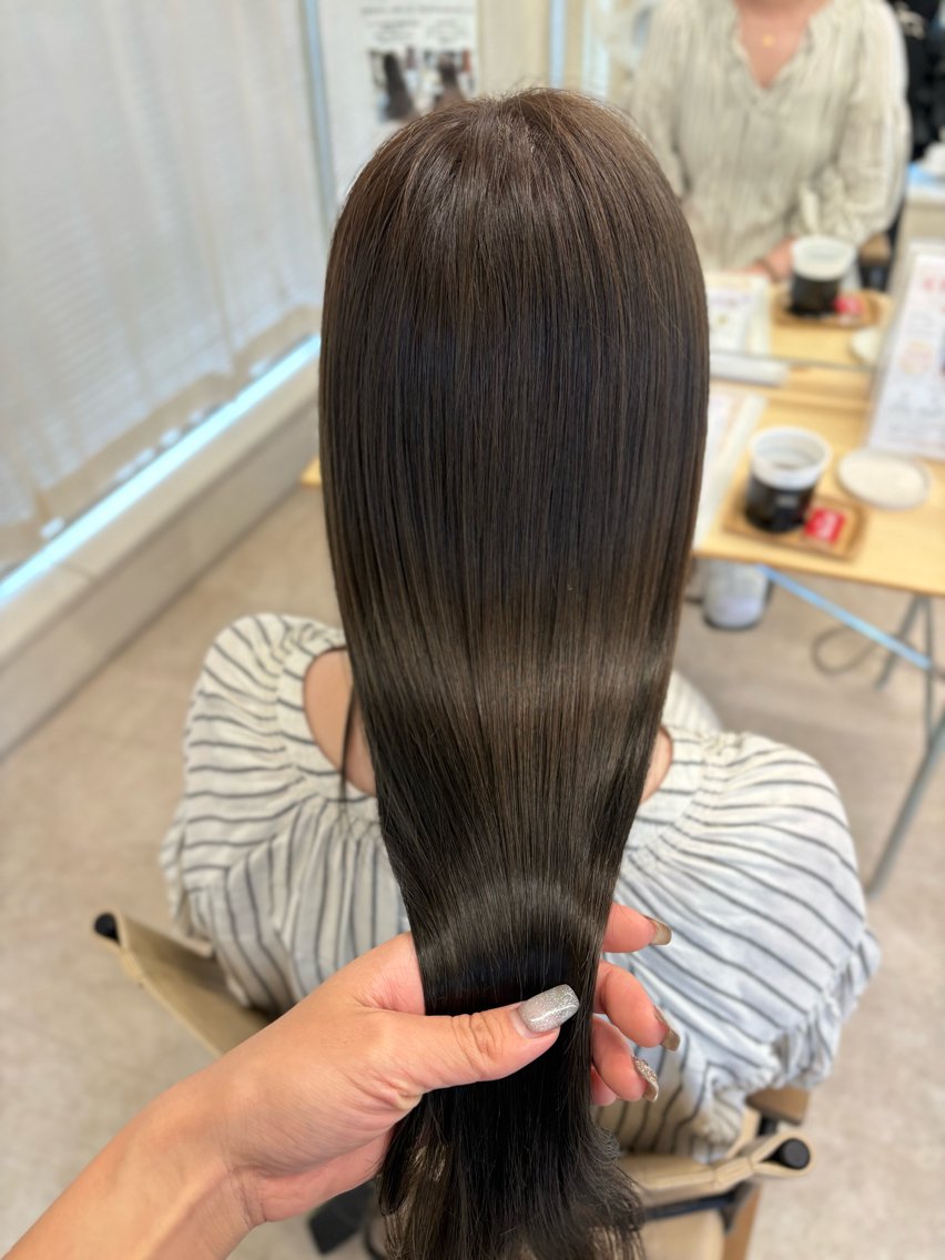 ロング ヘアカラー 艶感カラー🫧‪三浦 衣織のヘアスタイル