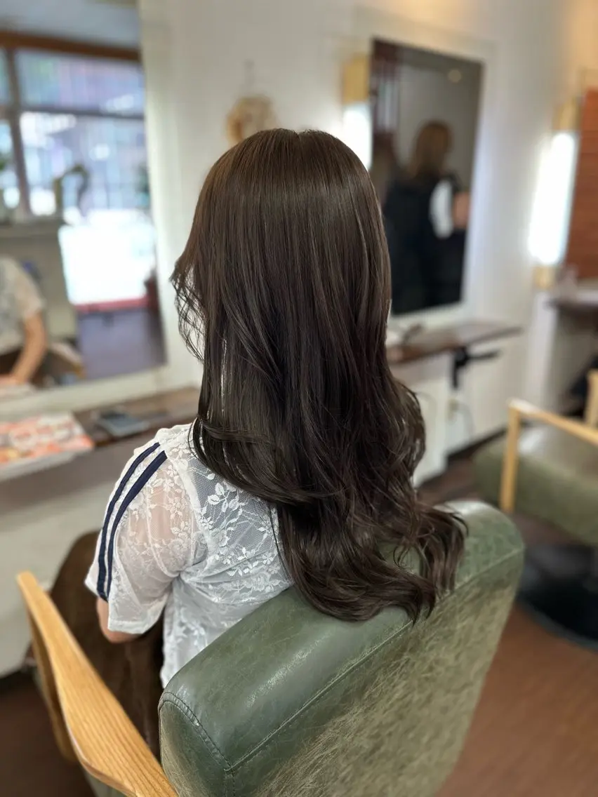 ロング カラー ブリーチ グレージュ ブリーチなしカラー オリーブグレージュ オリーブグレー 💜推しインナー カラー/菊池柊真💜のヘアスタイル
