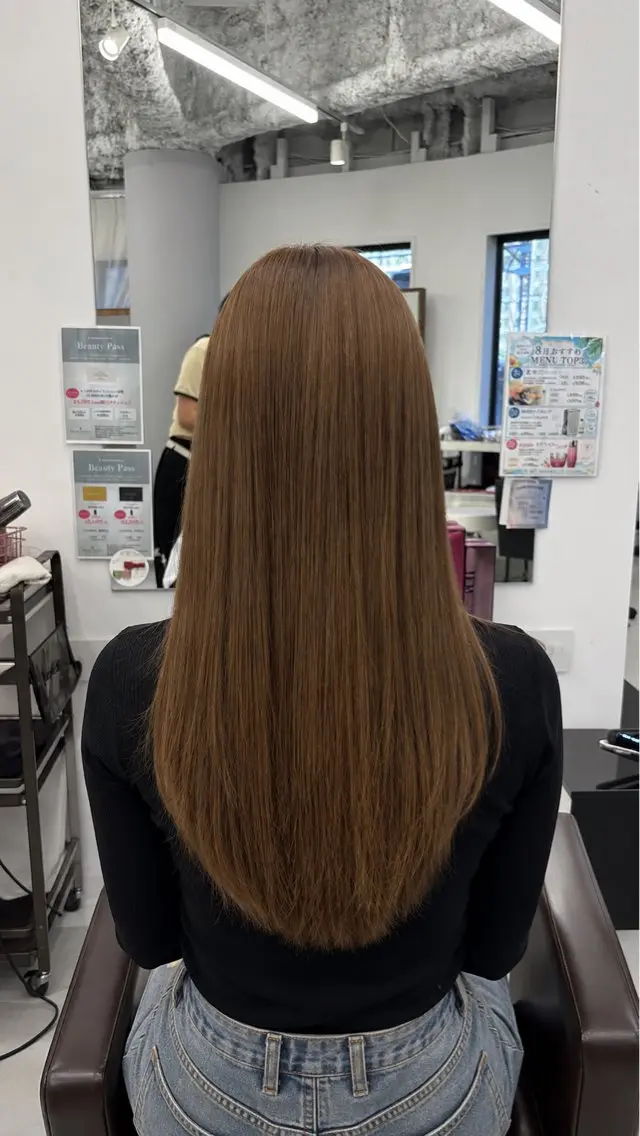 ロング あきやま はるかのヘアスタイル