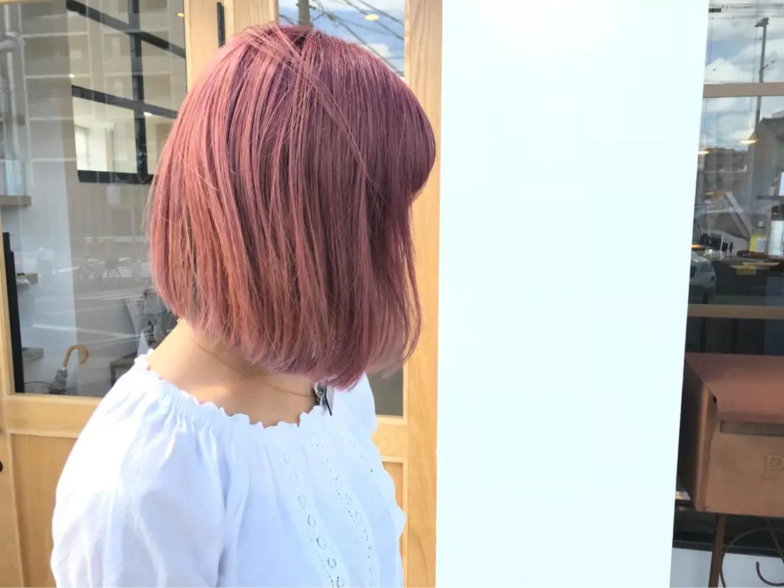 ショート カラー cher. 新井瑞希のヘアスタイル