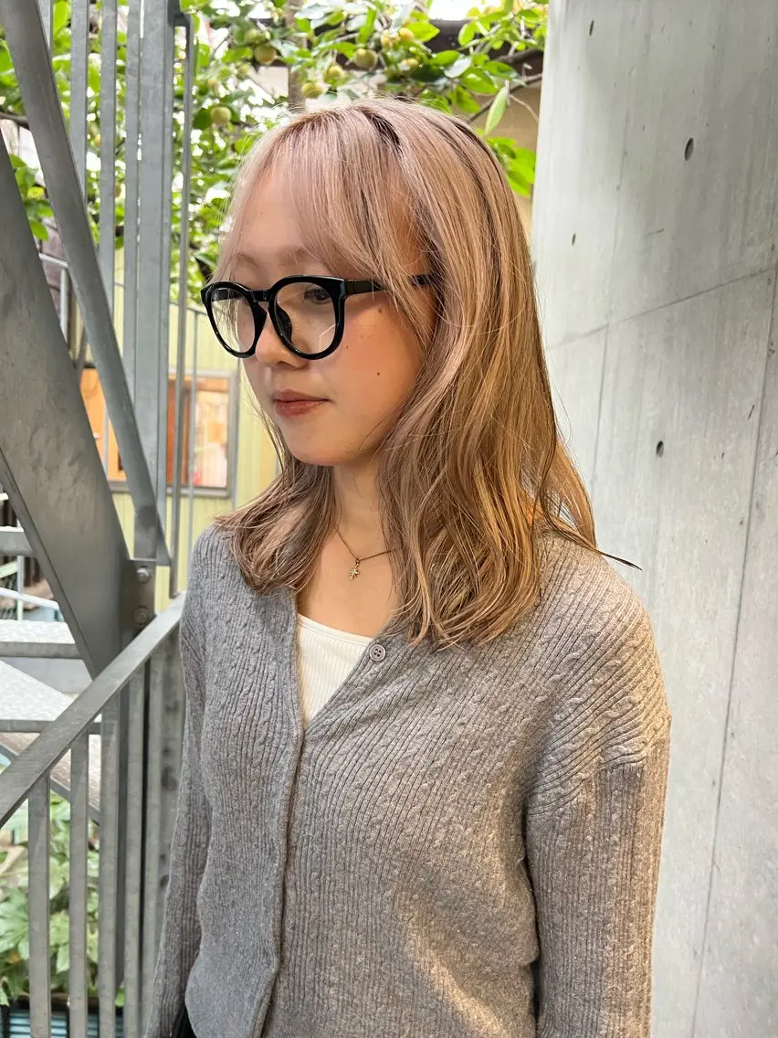 ミディアム カラー カット ヘアカラー トリートメント 艶カラー/パーマ 🐕🦺Nagiのヘアスタイル