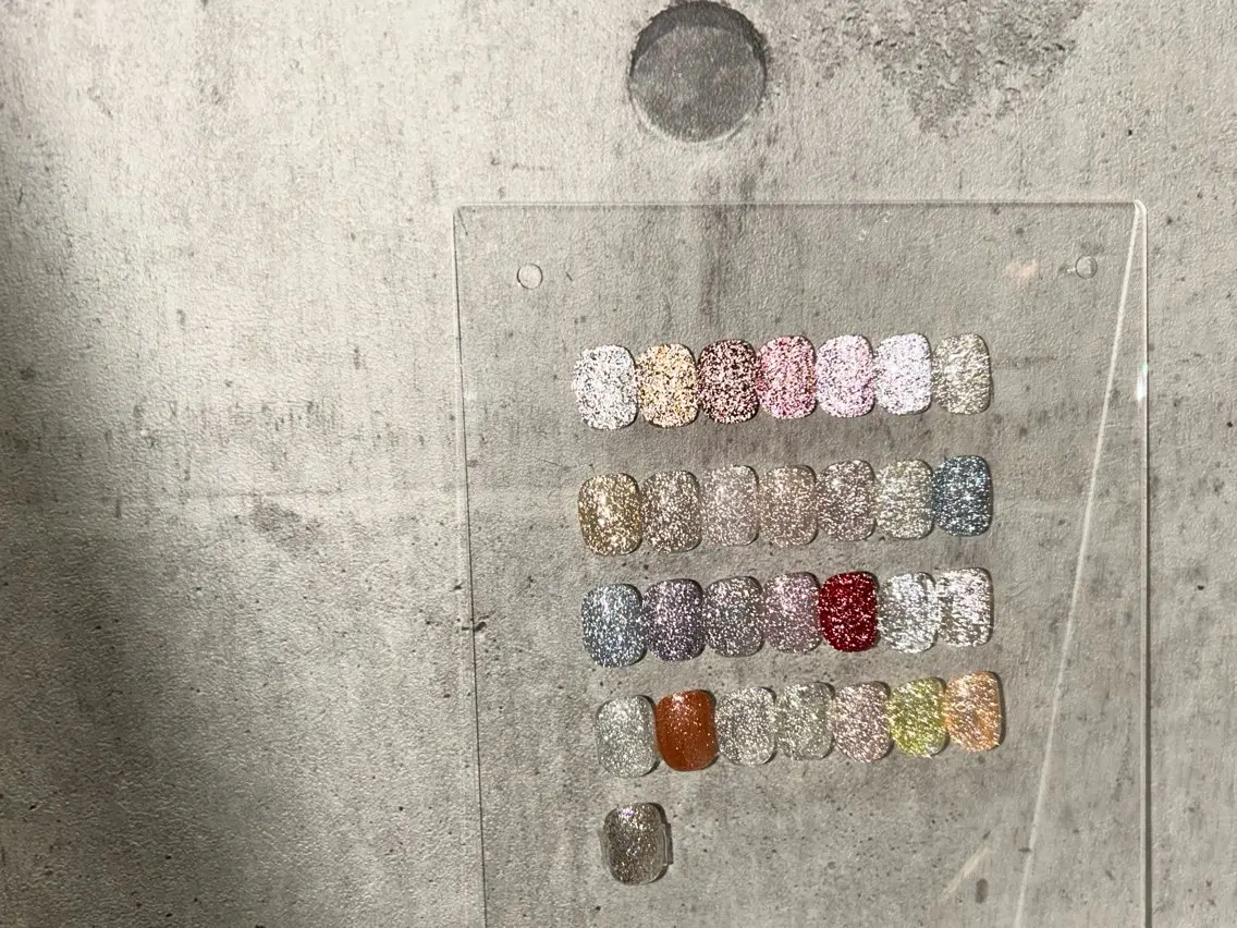 ネイル ハンドネイル eye&nail Bellaのネイルデザイン