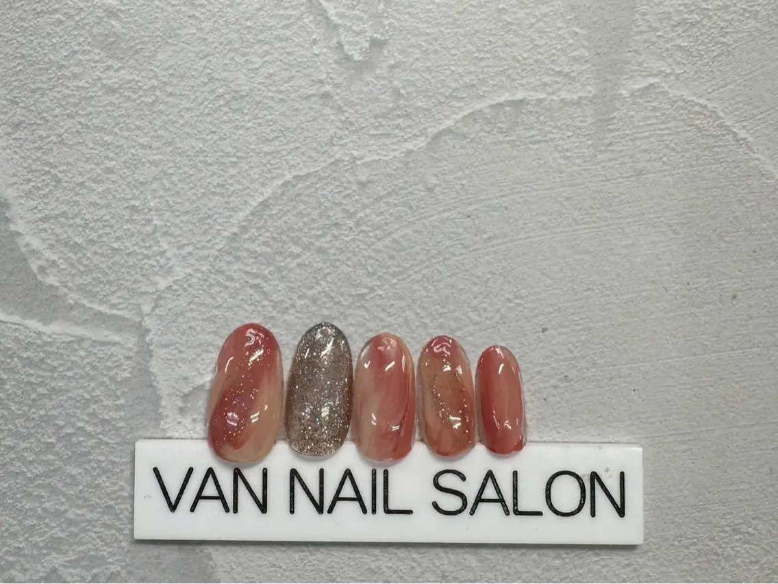 ネイル Van Nail Salonのネイルデザイン