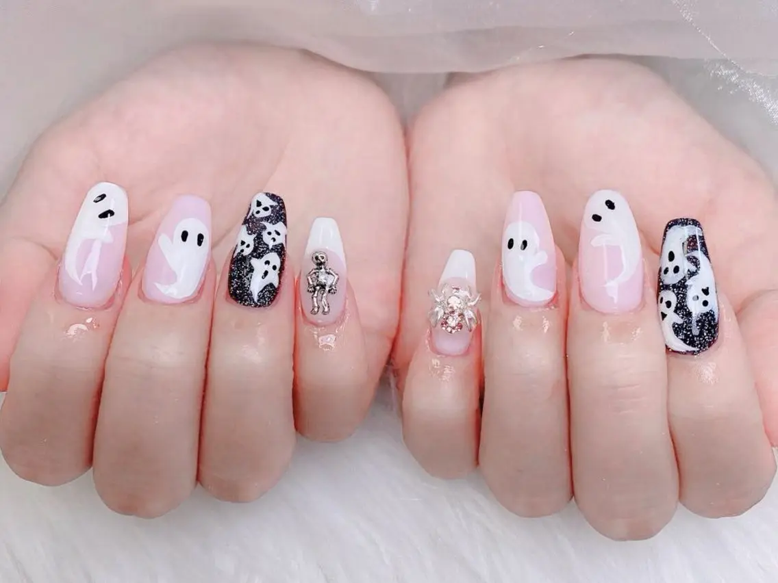 ネイル 成人式 ジェルネイル ロングネイル マグネットネイル ミディアムネイル ハンドネイル MoMoA Nail ネイル長さ出し専門店のネイルデザイン