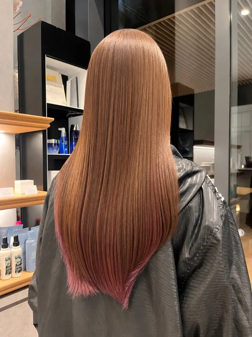 ロング カラー ブラウンカラー ピンクカラー ピンクブラウン トリートメント ❄️透明感×艶カラー ❄️Saeのヘアスタイル