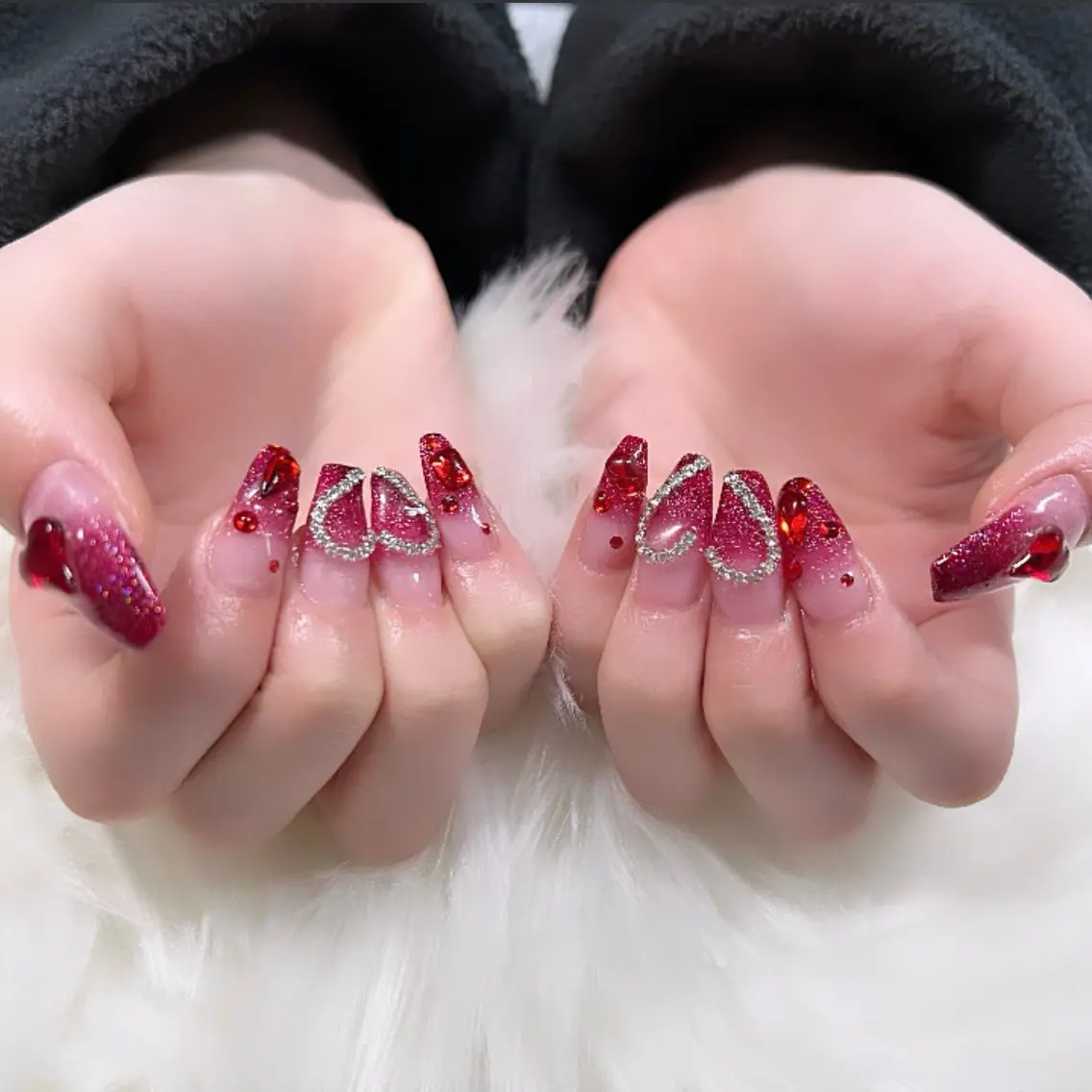 ネイル Queen ネイル&アイラッシュのマツエク・マツパデザイン