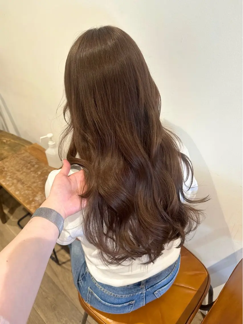 ロング カラー ヘアアレンジ 透明感カラー ヘアカラー トリートメント Himawari♡ 柔らかいカラーのヘアスタイル