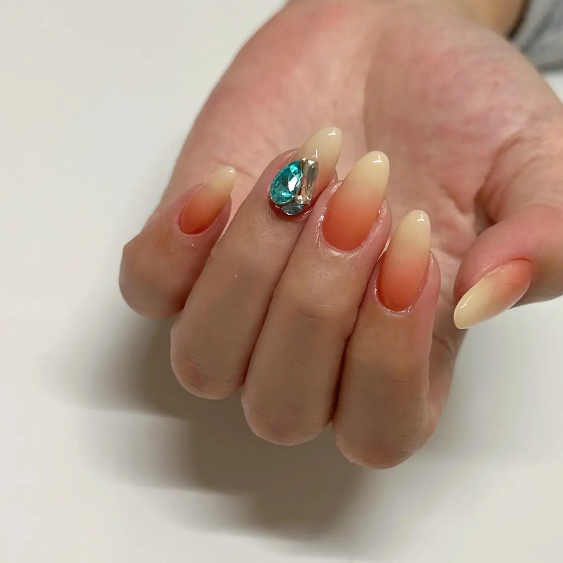 ネイル グラデーション Faire MIKIのネイルデザイン