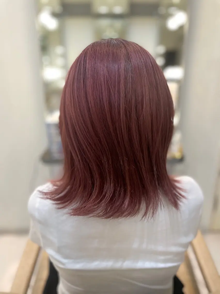 ミディアム ショートボブ ミディアムパーマ ボブ くせ毛 髪質改善 カット ヘアカラー トリートメント 髪質改善専門 YOSHIのヘアスタイル