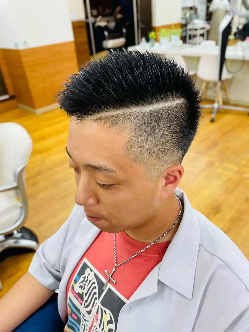 ショート メンズ フェードカット ふくおか ななのヘアスタイル