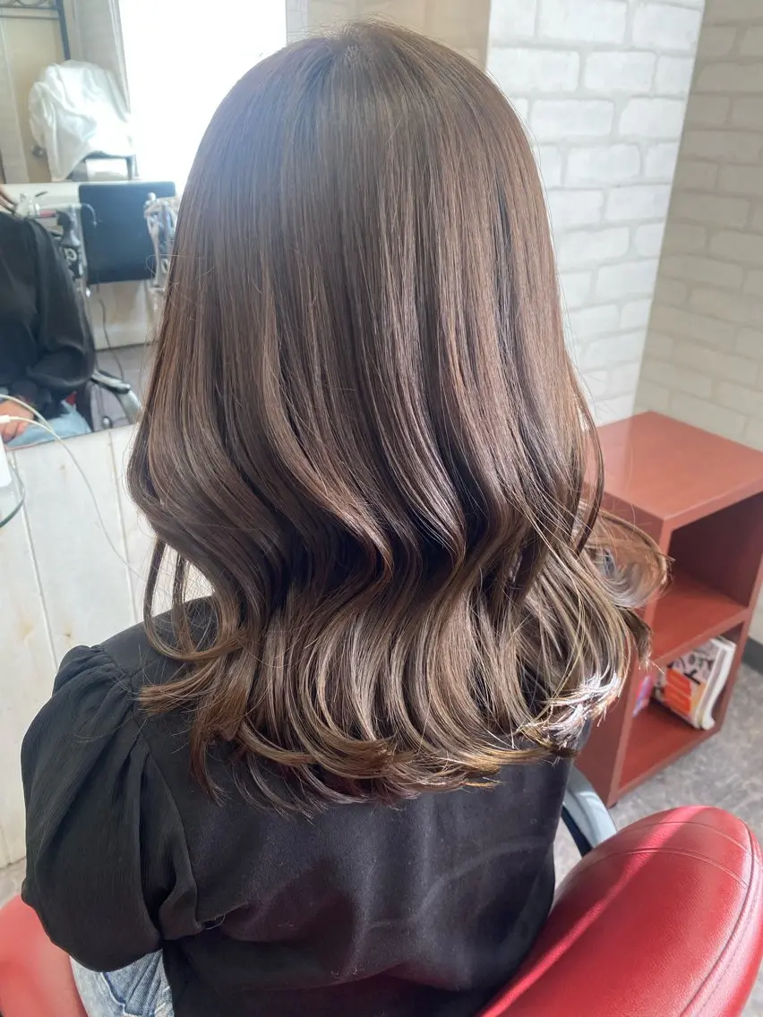 セミロング カット ヘアカラー 木場 真愛耶のヘアスタイル