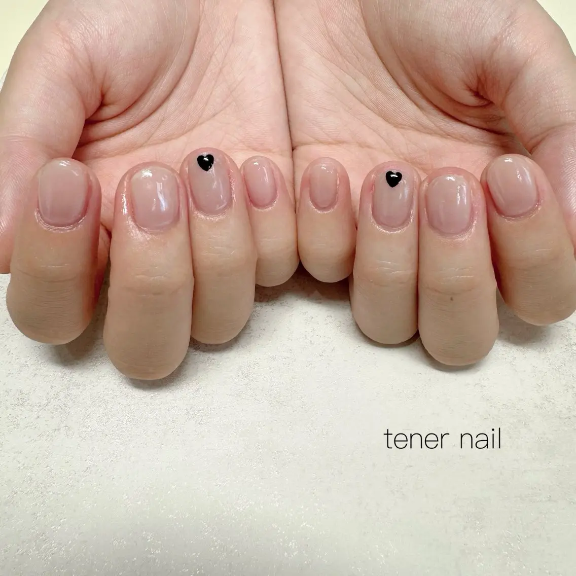 ネイル オーロラネイル ハート ホログラムネイル ホワイト ハンドネイル テネルネイル tener nailのネイルデザイン