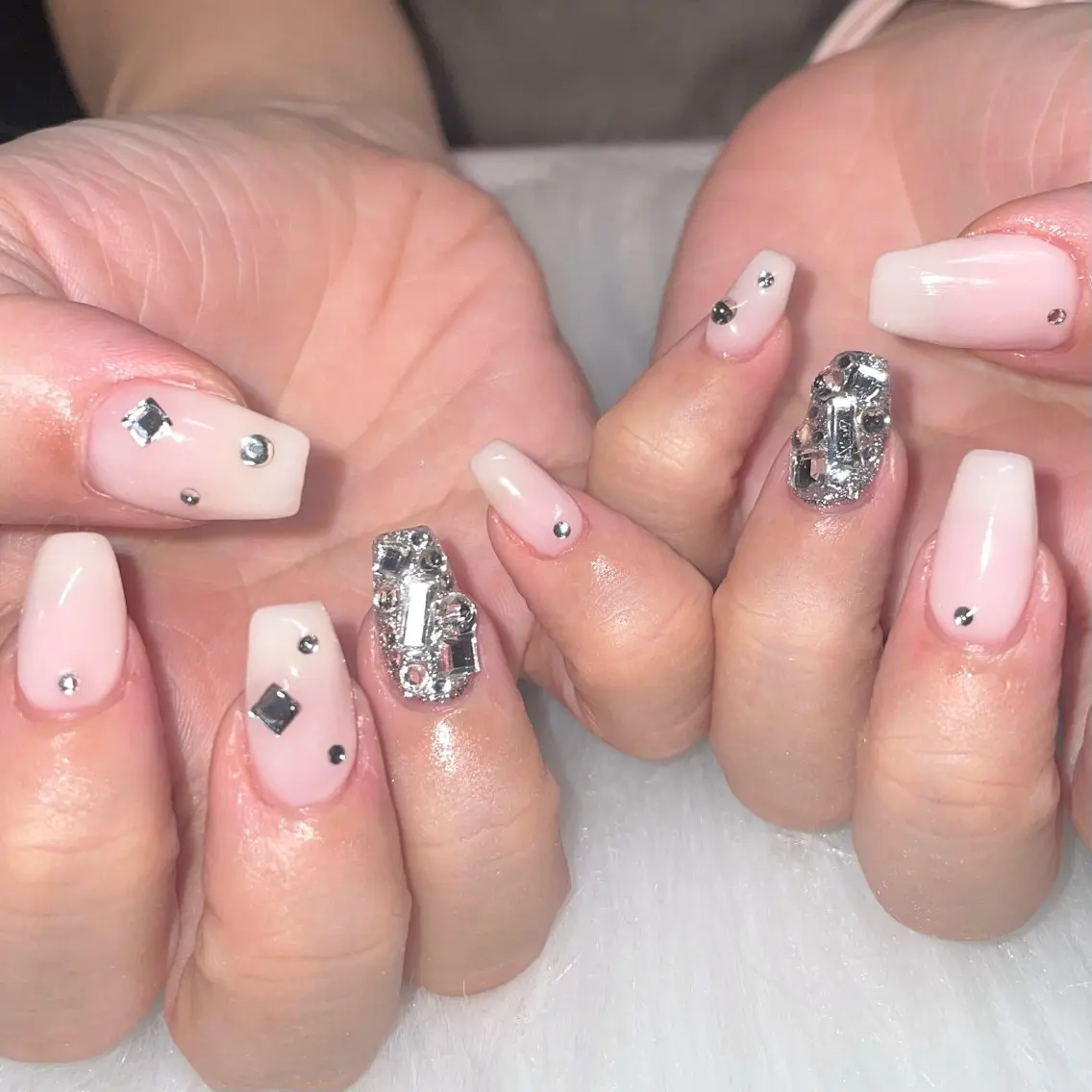 ネイル ハンドネイル Nail ヌシん家 AKANEのネイルデザイン