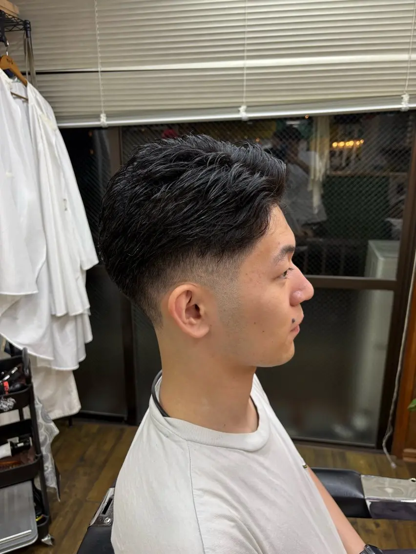 ショート メンズ フェードカット 西川 卓のヘアスタイル