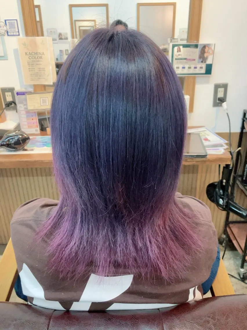 セミロング カラー ブリーチ ヘアカラー 💫 シュン💫のヘアスタイル