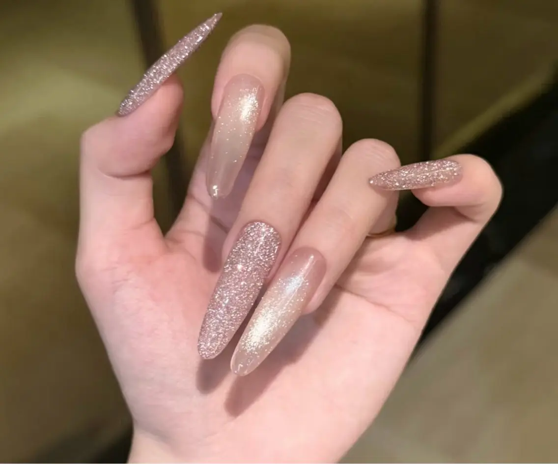 ネイル オーロラネイル 長さ出し フラッシュネイル フラワーネイル フットネイル ハンドネイル 🎀 Ruruのネイルデザイン