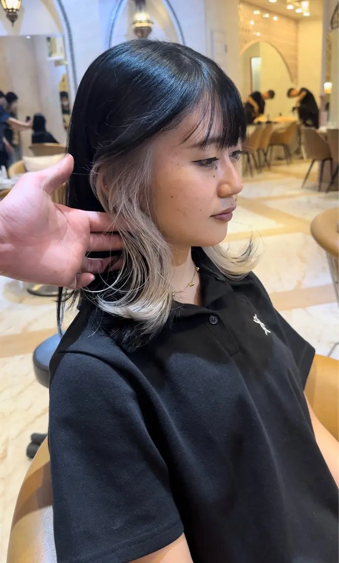 ミディアム カット ヘアカラー トリートメント ブリーチなしダブル カラー縮毛矯正 下野のヘアスタイル