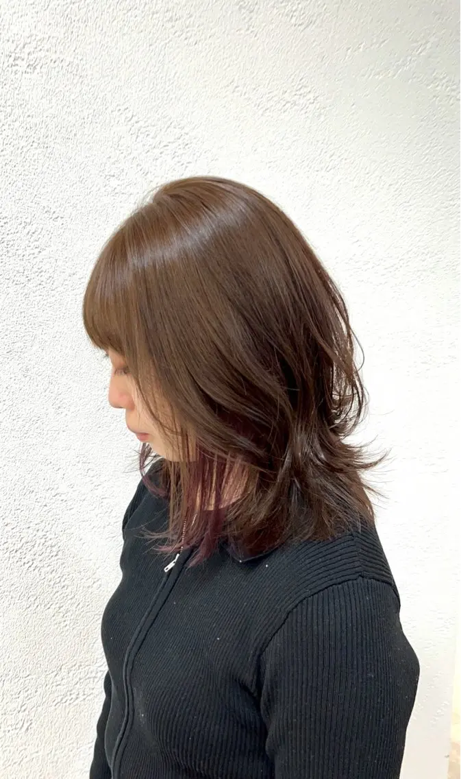 ミディアム カラー ブリーチ 透明感カラー デザインカラー 髪質改善 レイヤーカット 山本梨華/ 透明感カラーのヘアスタイル