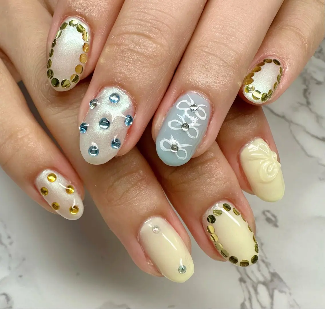 ネイル ボルドー キラキラネイル マグネットネイル ミラーネイル ニュアンスネイル Mai’s nailのネイルデザイン
