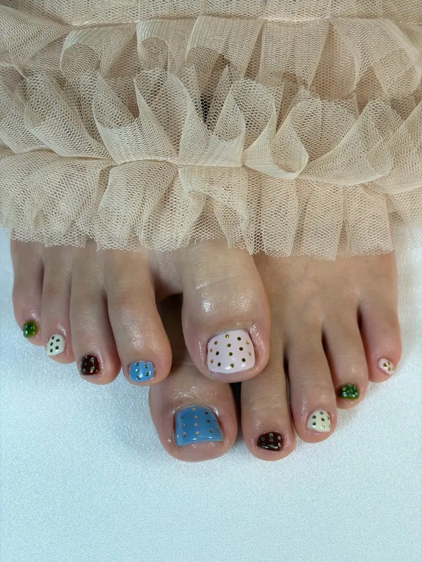 ネイル ドット フットネイル iro+ nailのネイルデザイン