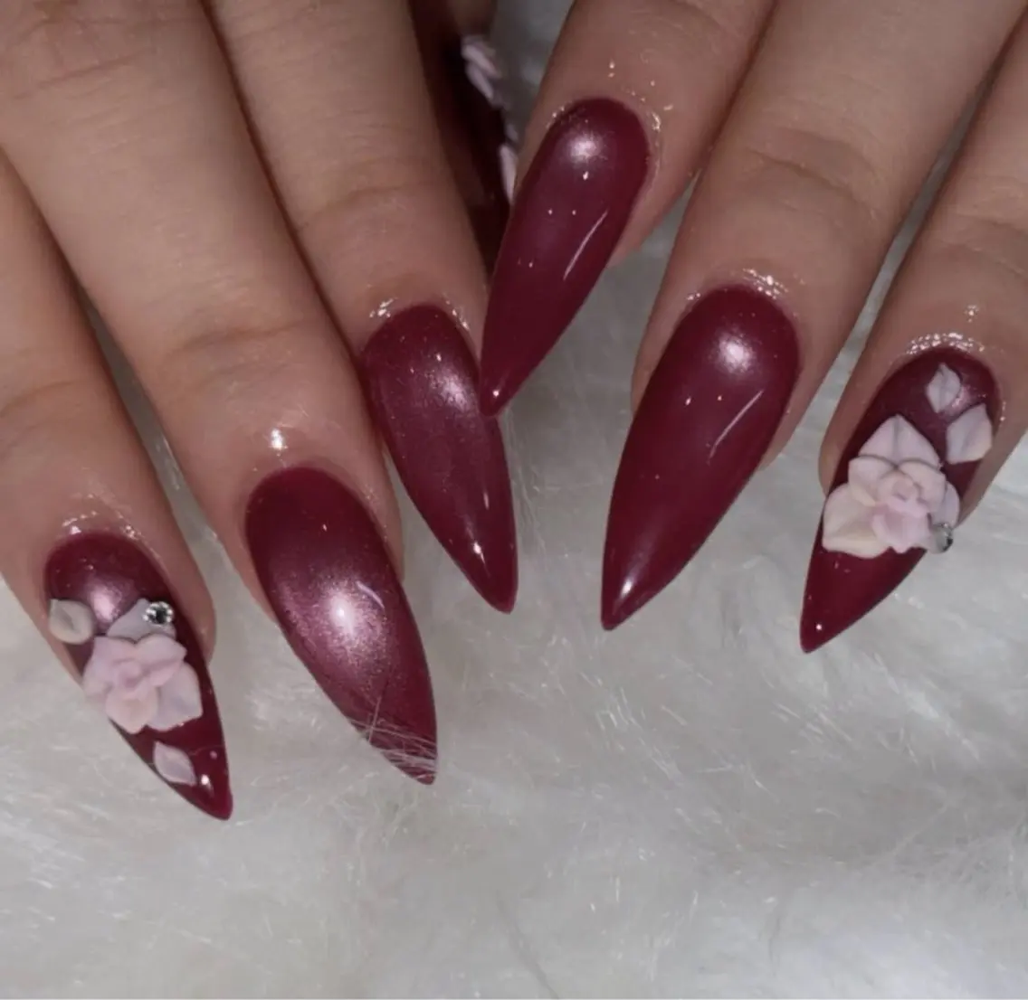 ネイル ハンドネイル NiJi Nailsのネイルデザイン