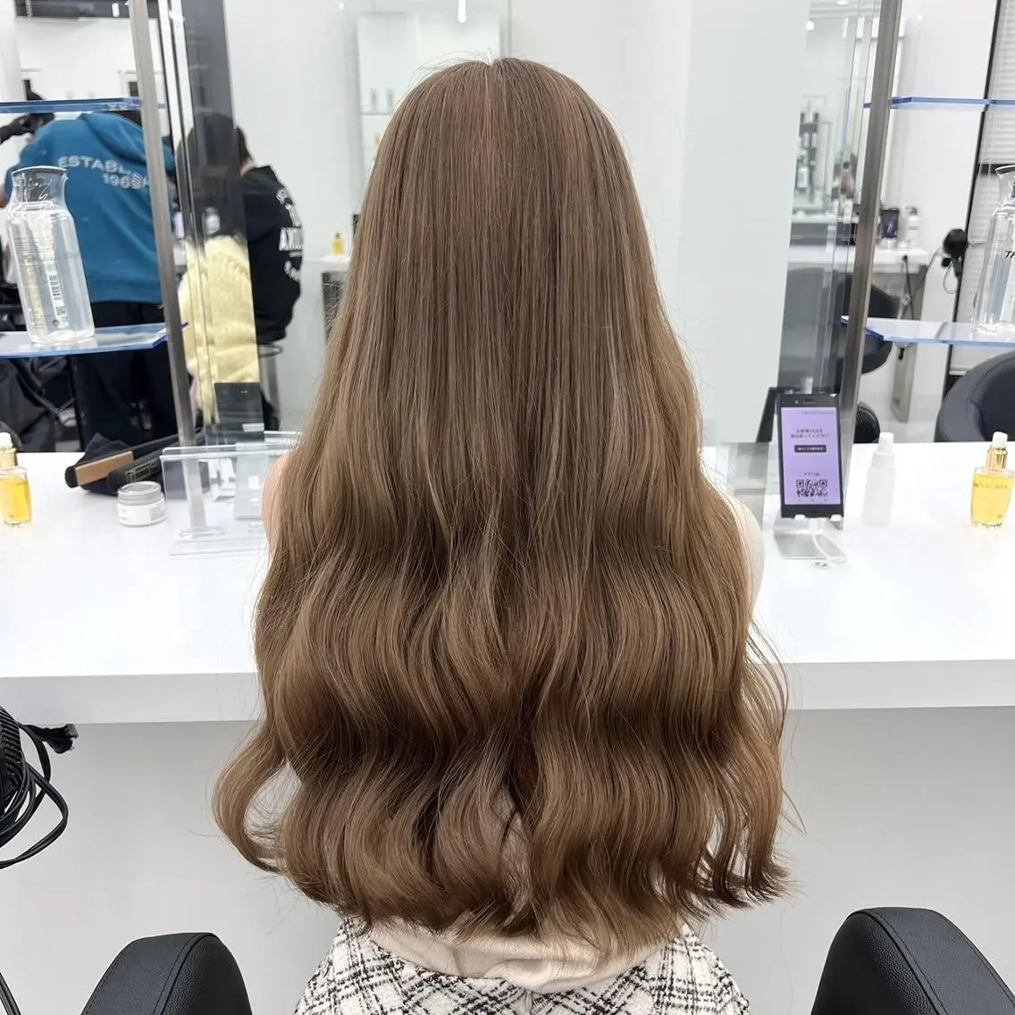 カラー ロング ヘアアレンジ 透明感トレンドヘア 🎀なるみ🎀のヘアスタイル