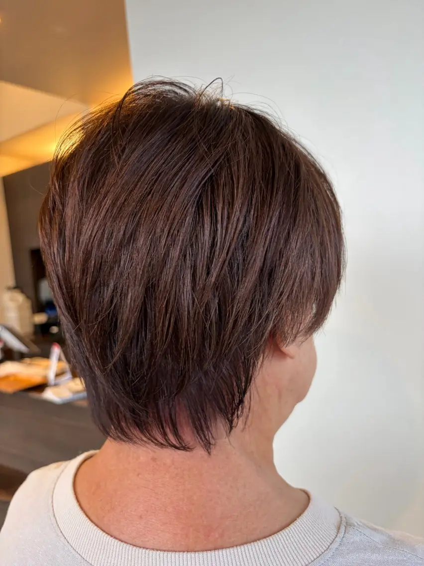 ショート カラー レイヤーカット ショートヘア カット 中村 仁哉のヘアスタイル