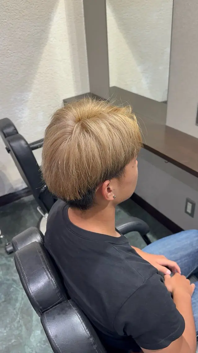 ショート ヘアカラー 原田 琉以のヘアスタイル