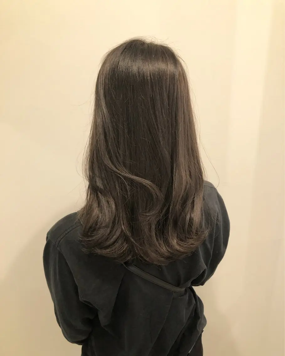 ミディアム カラー ダークグレー ダークグレージュ グレージュ ニュアンスカラー🫧 加納のヘアスタイル