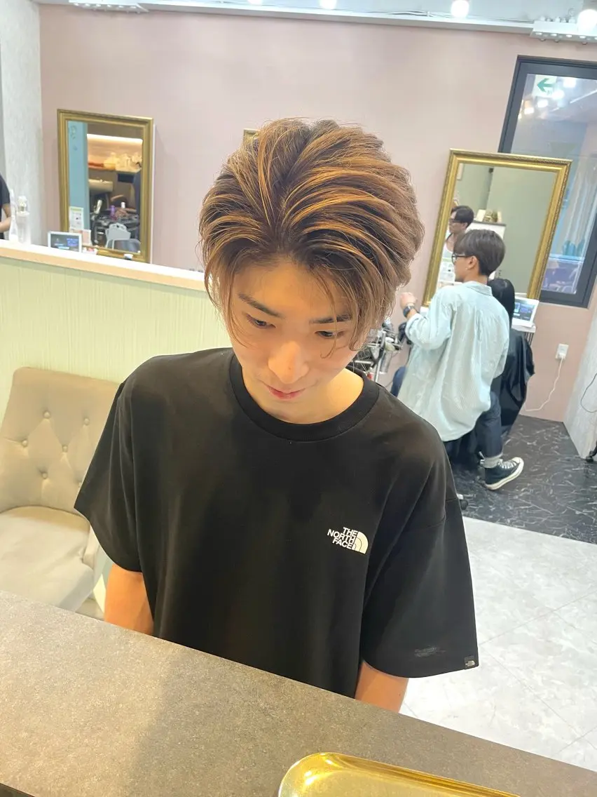 メンズ カット ヘアカラー 亀川蓮 Agu hairのヘアスタイル