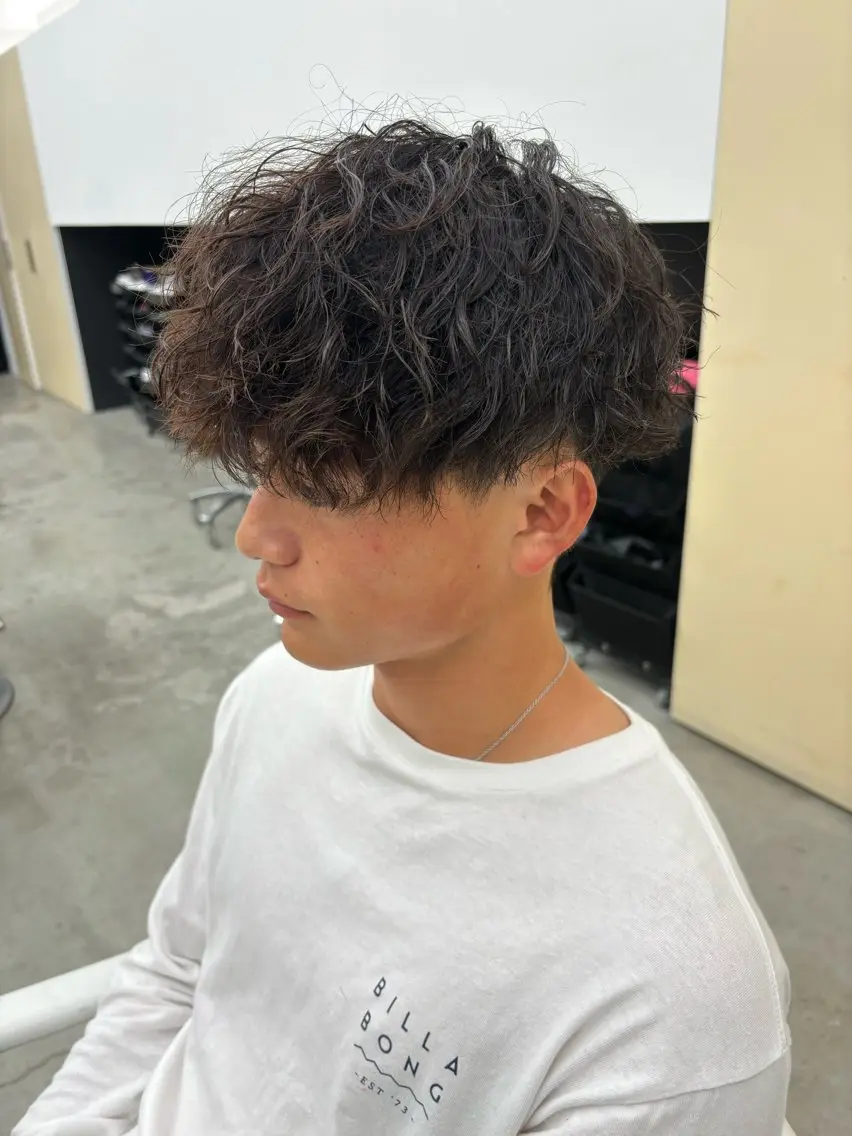 パーマ メンズ カット パーマ 久富 飛義のヘアスタイル