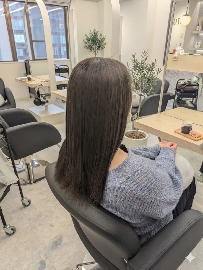 セミロング カラー グレージュ ミント トリートメント ヘアカラー ブリーチなしWカラー 【艶感✨透明感】中澤のヘアスタイル