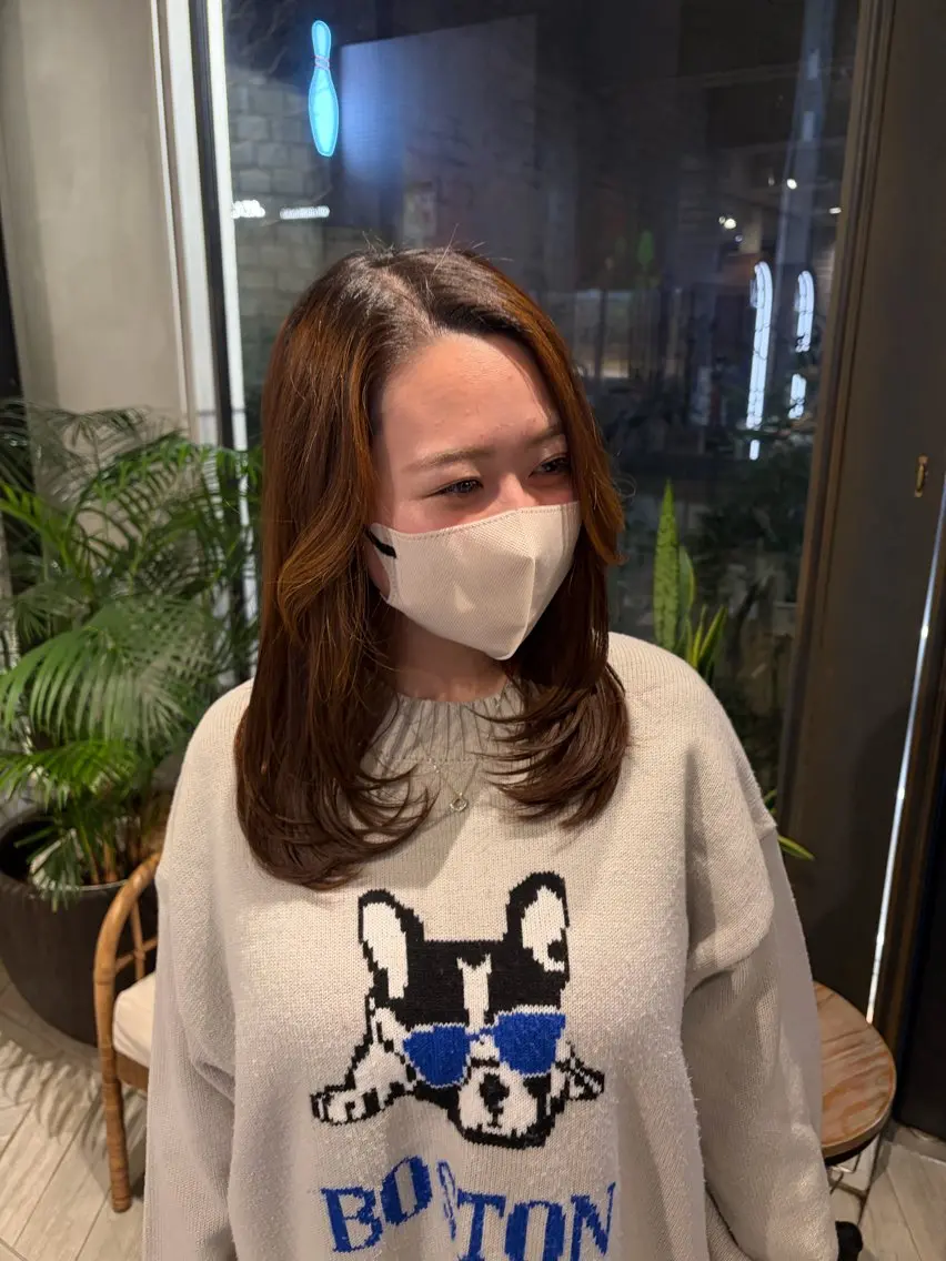 ミディアム レイヤーカット 杉崎 朝佳のヘアスタイル