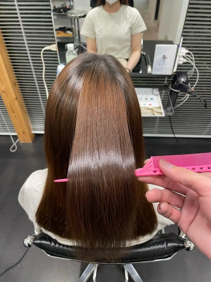 カット＋酸性ストレート＋5Stepトリートメント(3回目以降ご来店様)の写真