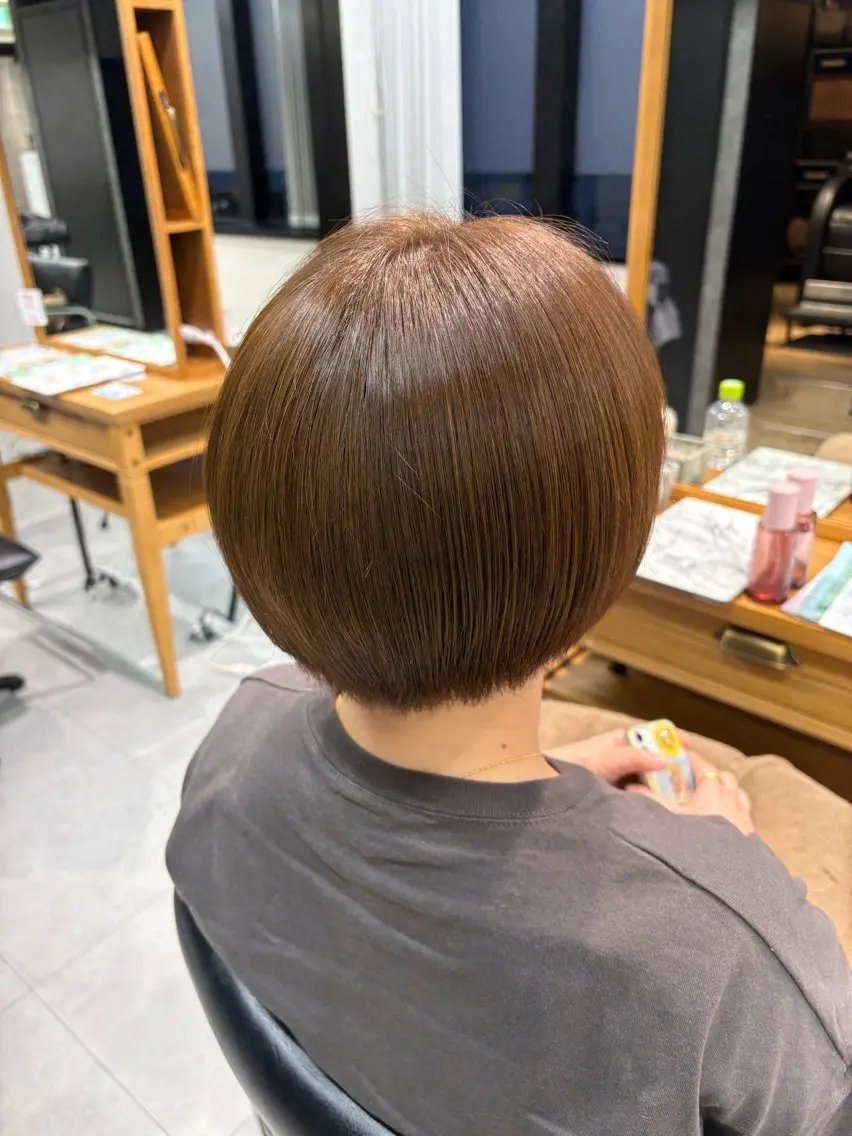 ショート ヘアカラー カラーモデル募集 🤍momoha🤍のヘアスタイル