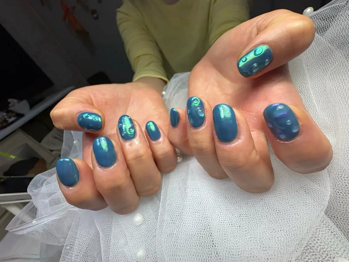 ネイル オーロラネイル ブルー nail salon parfaitのネイルデザイン